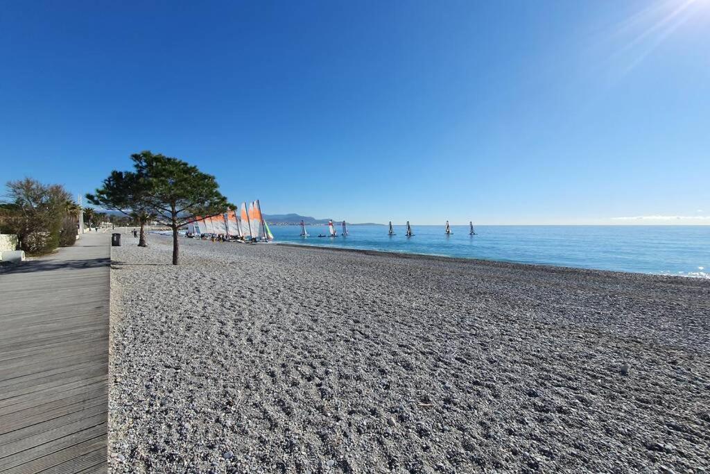 Riviera Sun Standing Studio Villeneuve-Loubet Bagian luar foto
